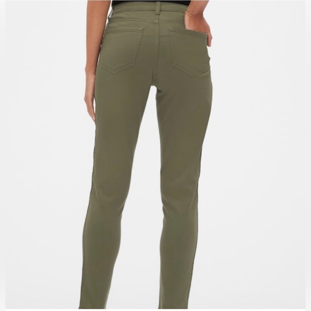 NWOT Banana Republic Olive Green Skinny Jeans - Picture 3 of 9